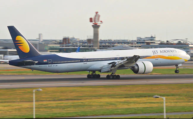 SBI seeks bids for cash-strapped Jet Airways