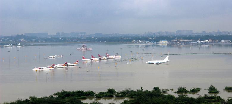 Heavy rains in Mumbai affect air services; 11 flights cancelled, 9 diverted