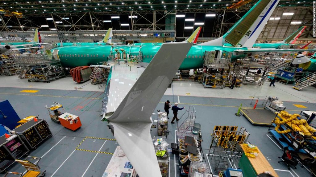Boeing suspends 737 MAX production