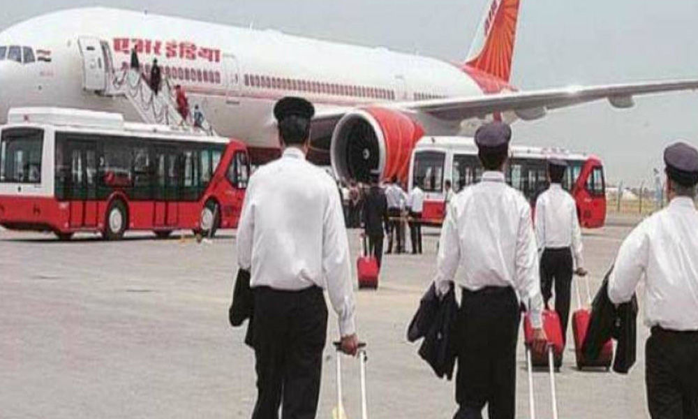 Government signals thaw with assurance to review Air India pilots pay cut