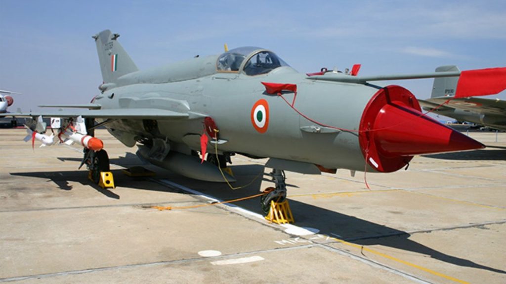 MiG-21 aircraft of IAF crashes in Rajasthan; pilot safe
