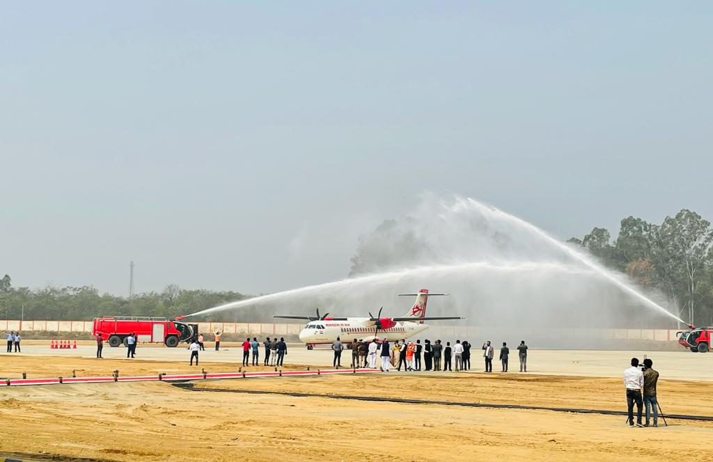 First flight to Bareilly flagged off with all women crew