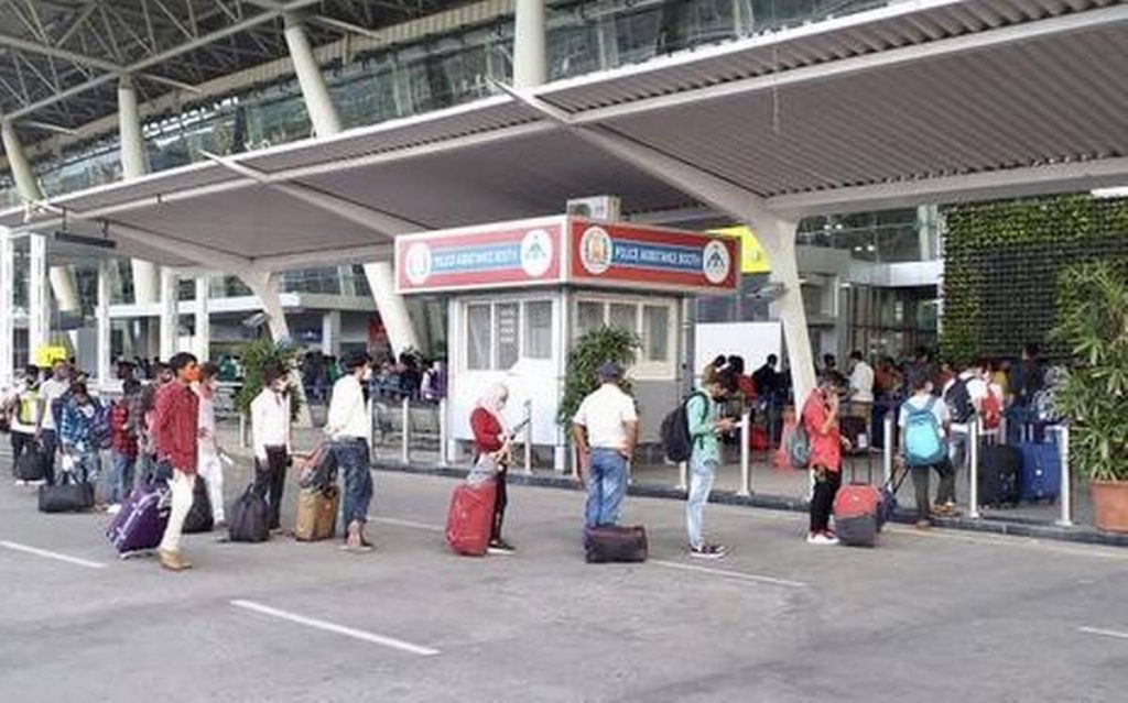 Domestic passenger traffic slips to 10-year low in Covid-19 pandemic-hit FY21