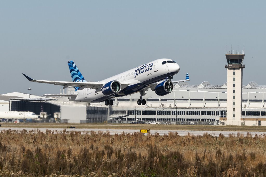 JetBlue orders 30 additional Airbus A220-300, raising its firm order to 100